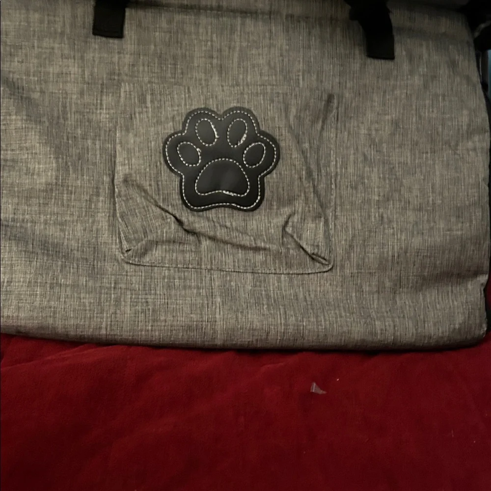 Gray Quilted Pet safety Car Seat